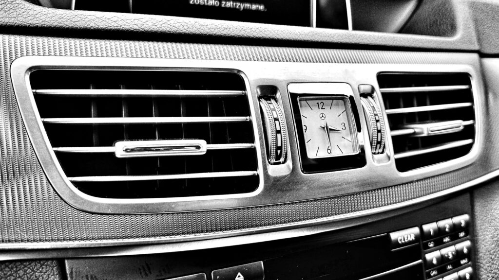 22 wnętrze 4 Mercedes-Benz