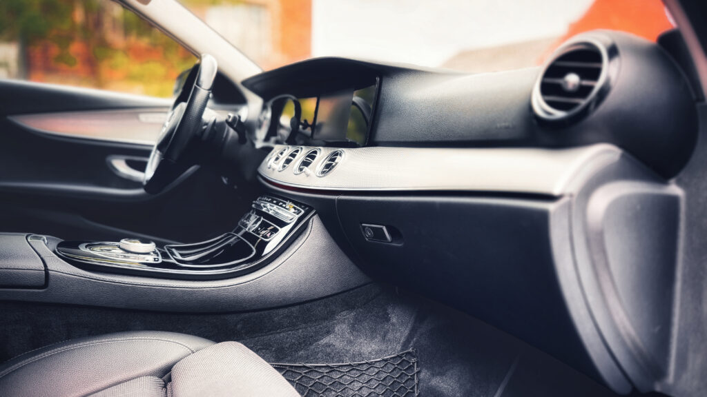 komfortowe i eleganckie wnętrze mercedes w213