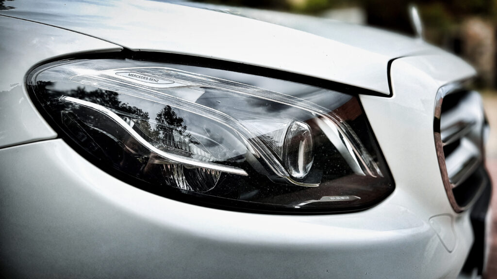 inteligentne reflektory mulibeam Mercedes-Benz