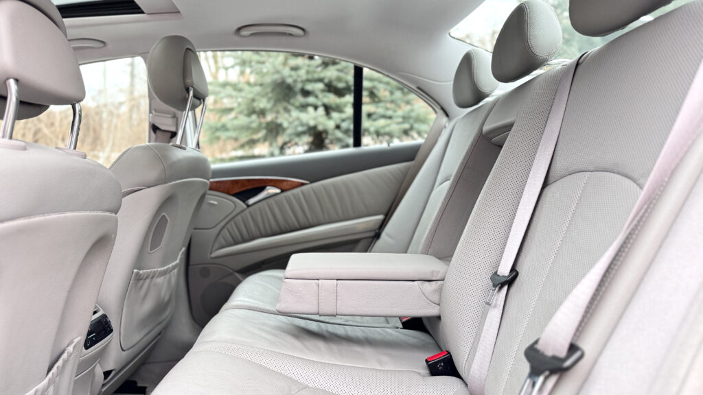 09_konwert Mercedes E320