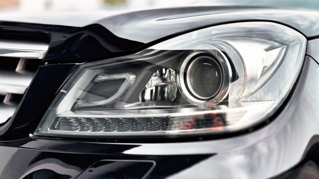 Mercedes ILS